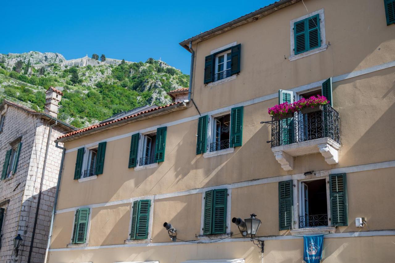 Apartments Hun Kotor Exterior photo